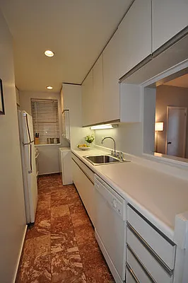 Rented by RES New York | media 14