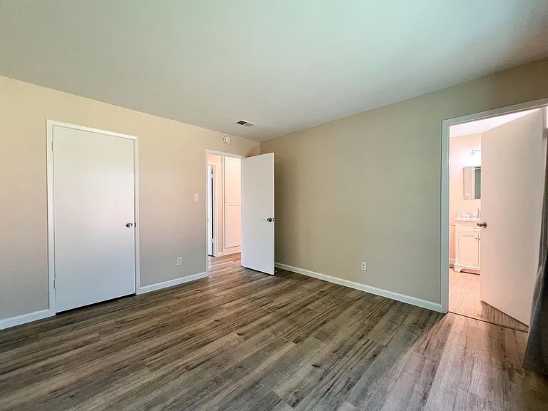 4412 Moffitt Dr — Photo 21