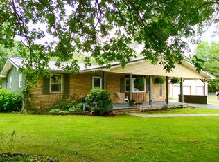 464 S Industrial Park, Coalmont, TN 37313