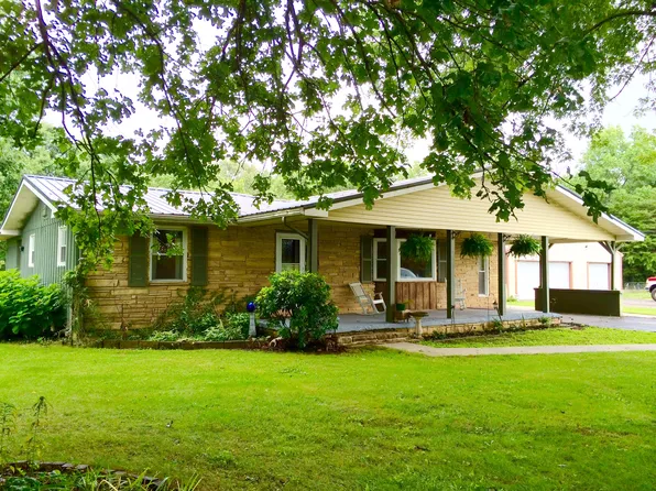 464 S Industrial Park, Coalmont, TN 37313