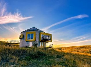 397 Gordon Rd, Vaughn, MT 59487