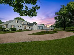 5312 Tower Terrace Rd, Cedar Rapids, IA 52411