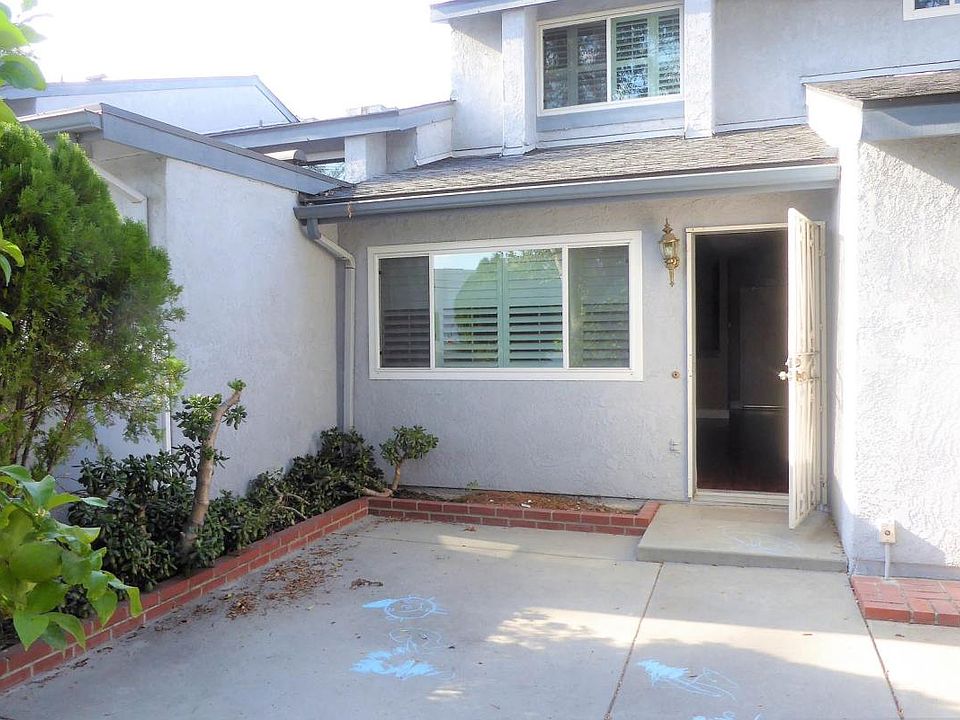 900 W Sierra Madre Ave Azusa Ca 91702 Apartments For Rent Zillow