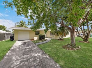 15760 SW 105th Ct, Miami, FL 33157