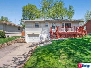 12224 R St, Omaha, NE 68137