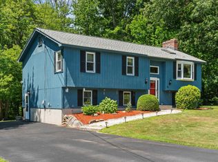 26 Westgate Rd, Derry, NH 03038