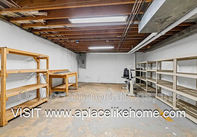 11626 Woodward St — Photo 38
