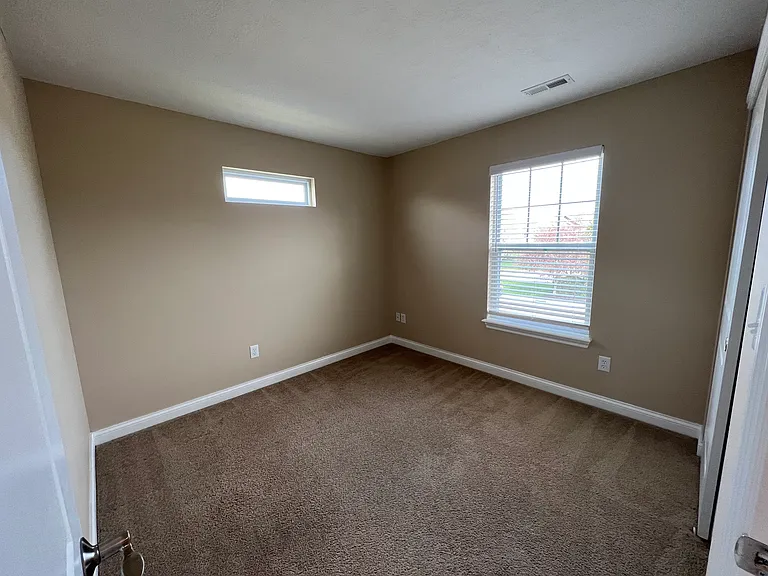 8853 Melville Ct — Photo 16