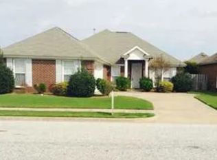 8949 Abingdon Pl, Montgomery, AL 36117