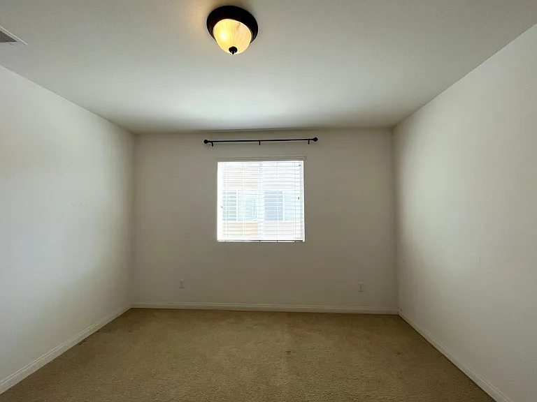 7143 Leighton Dr — Photo 43