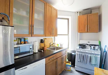 Rented by Roselyn  Fortuna LLC