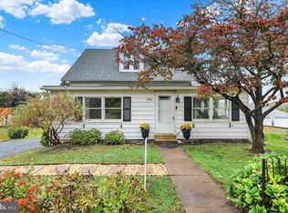 293 Old River Rd, Birdsboro, PA 19508