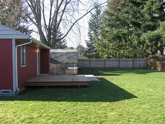 3rd image of 6419 Stewart Ave E