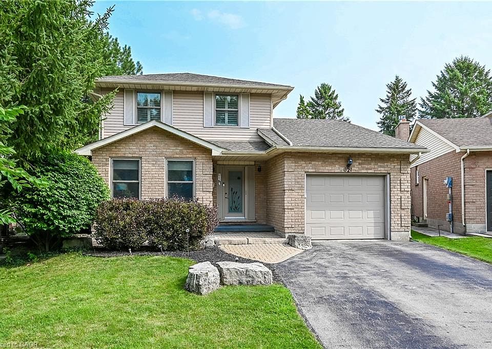 1st image of 621 Tomahawk Cres