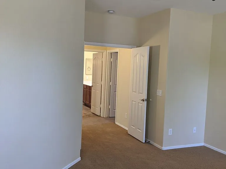 9204 N 182nd Ln — Photo 11