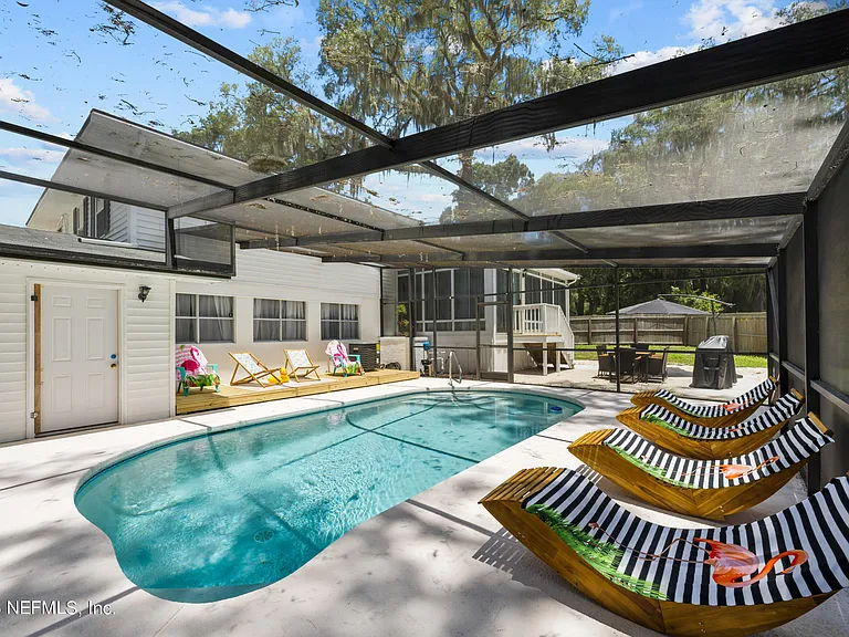 4411 Hartman Rd — Photo 36