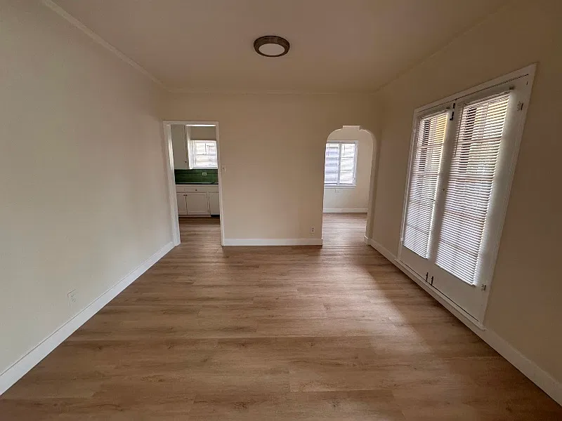 2 bed, 1250 sqft, $3,635 — Photo 4