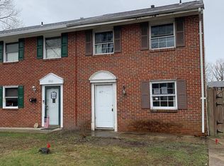 8560 Neptune Dr, Pasadena, MD 21122