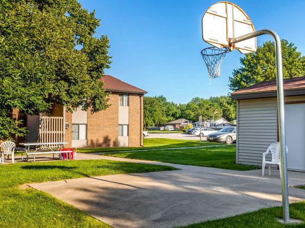 Carlisle Park Apartments | 1220 Hardin Dr, Carlisle, IA
