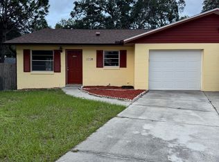 2712 N Dellwood Dr #B, Eustis, FL 32726