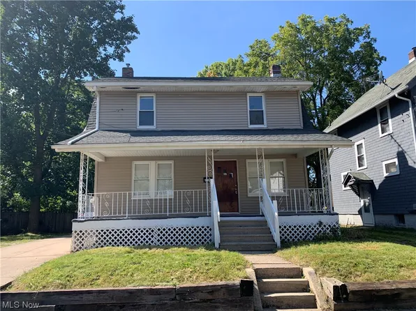 1094 Herberich Ave, Akron, OH 44301