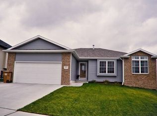 5231 N 11th St, Lincoln, NE 68521