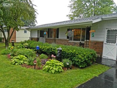 9075 Beecher Rd, Flushing, MI, 48433