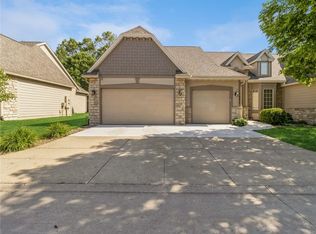 1695 Glade Dr SW, Altoona, IA 50009