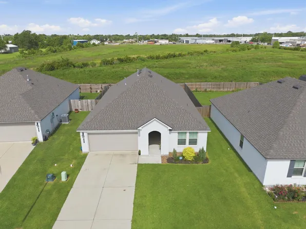 267 Dusky Ln, Sulphur, LA 70665