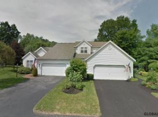 21 Hyland Ct, Troy, NY 12182