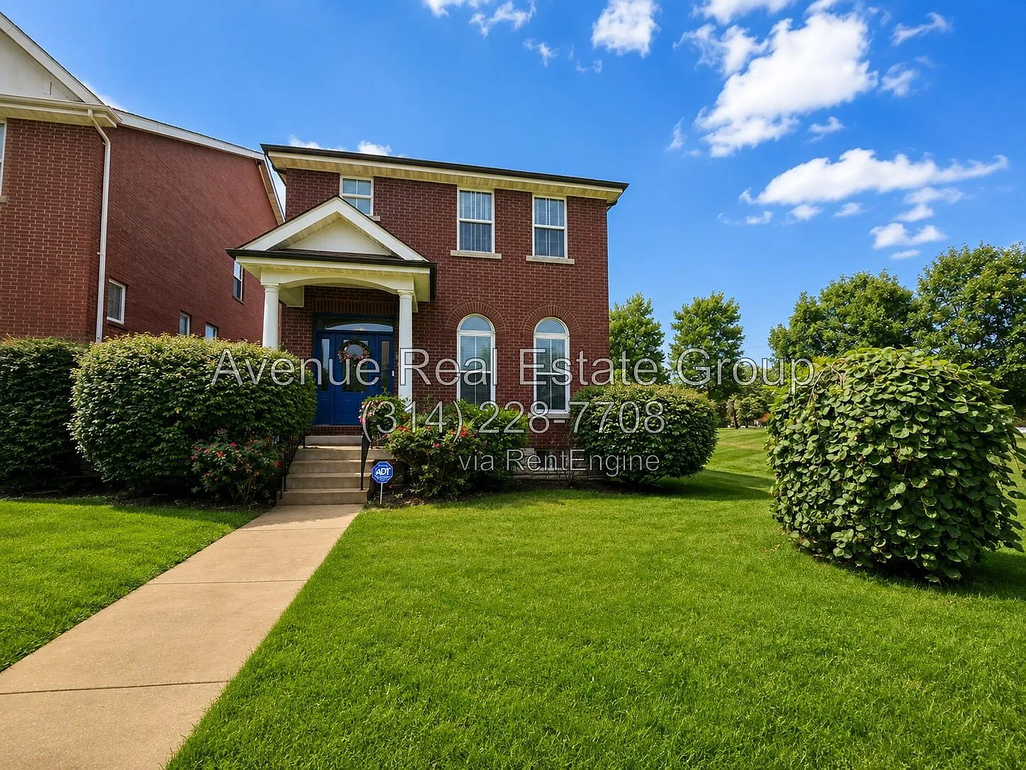 3 bed, 3.5 bath, 1920 sqft, $4,750 — Photo 1