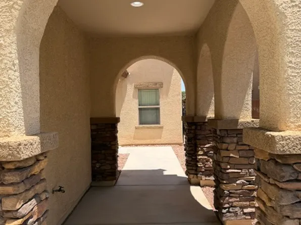 6856 Quindio St, Las Vegas, NV 89166