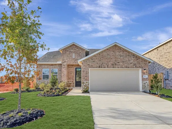 7834 Jade Crest Dr, Angleton, TX 77515