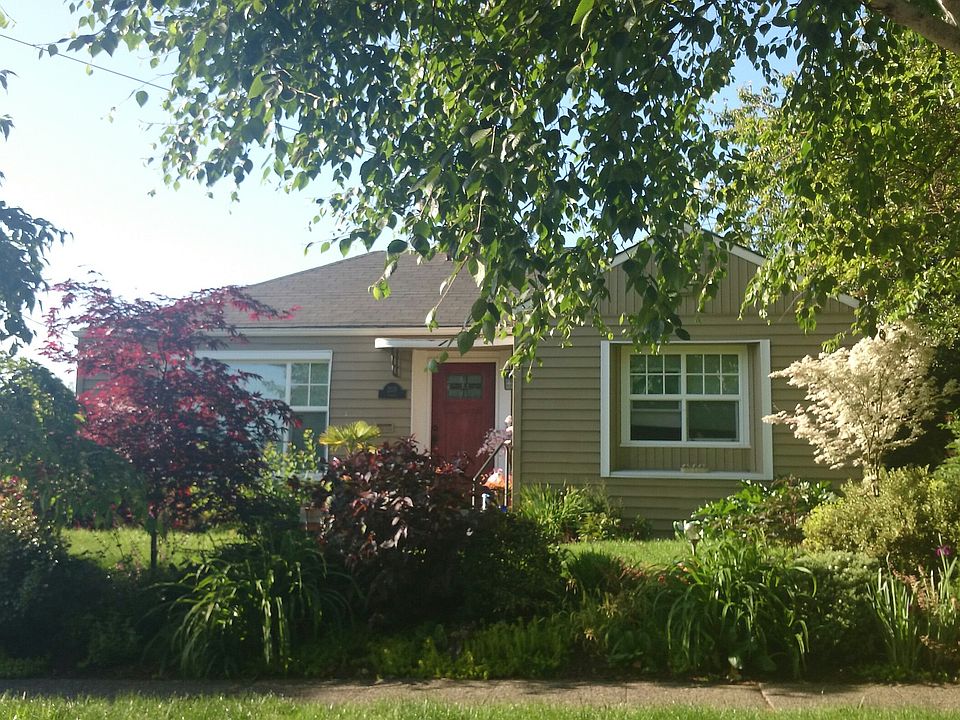 2nd image of 2318 NW 83rd St