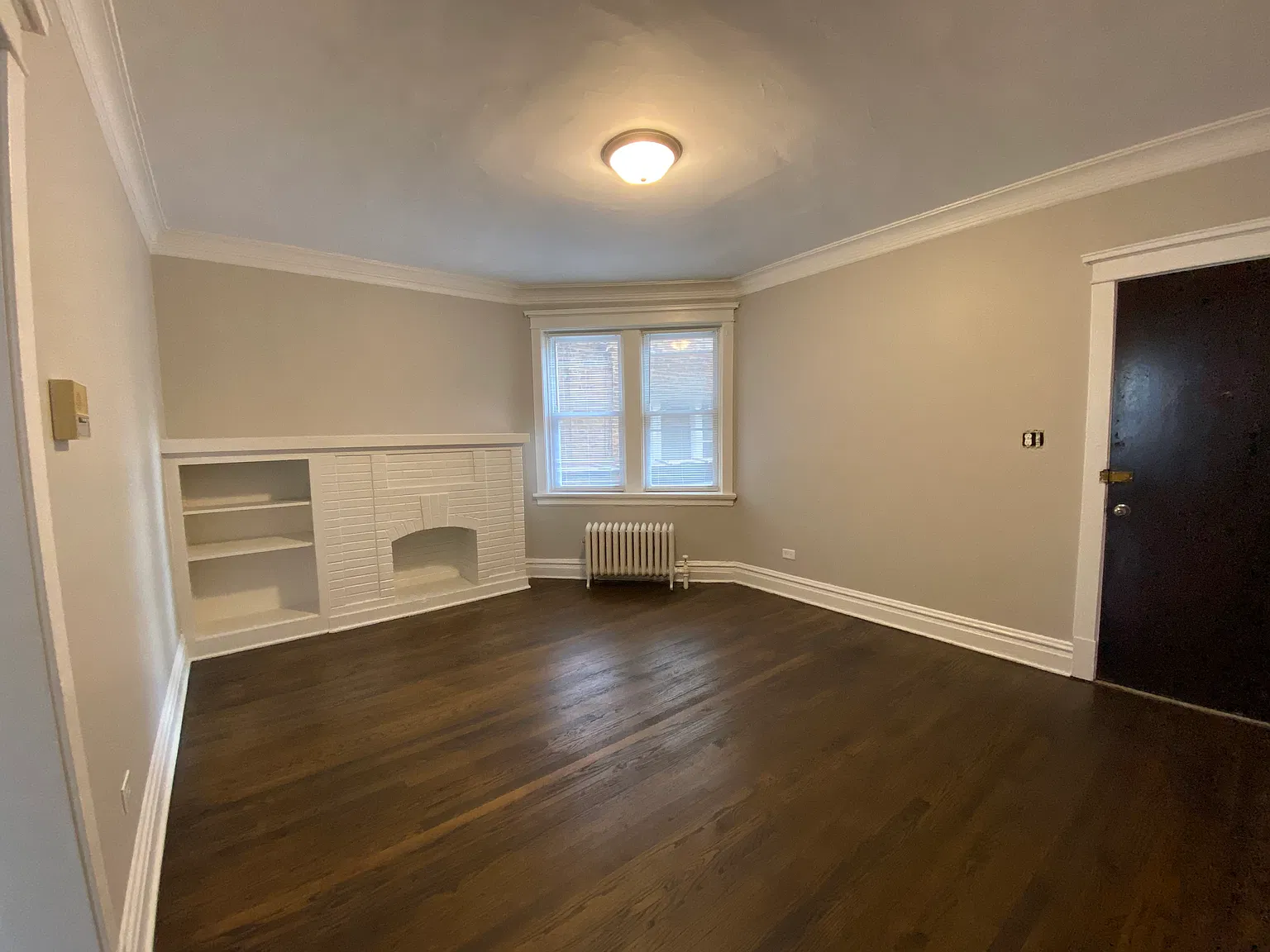 2 bed, 850 sqft, $1,585 — Photo 2