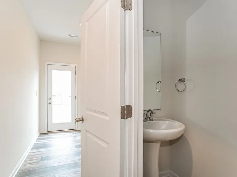 1211 Pine St #D — Photo 19