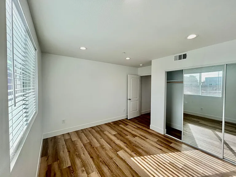 8418 S Main St — Photo 42