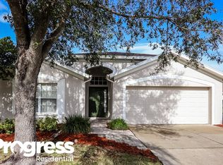 930 Summer Breeze Dr, Brandon, FL 33511