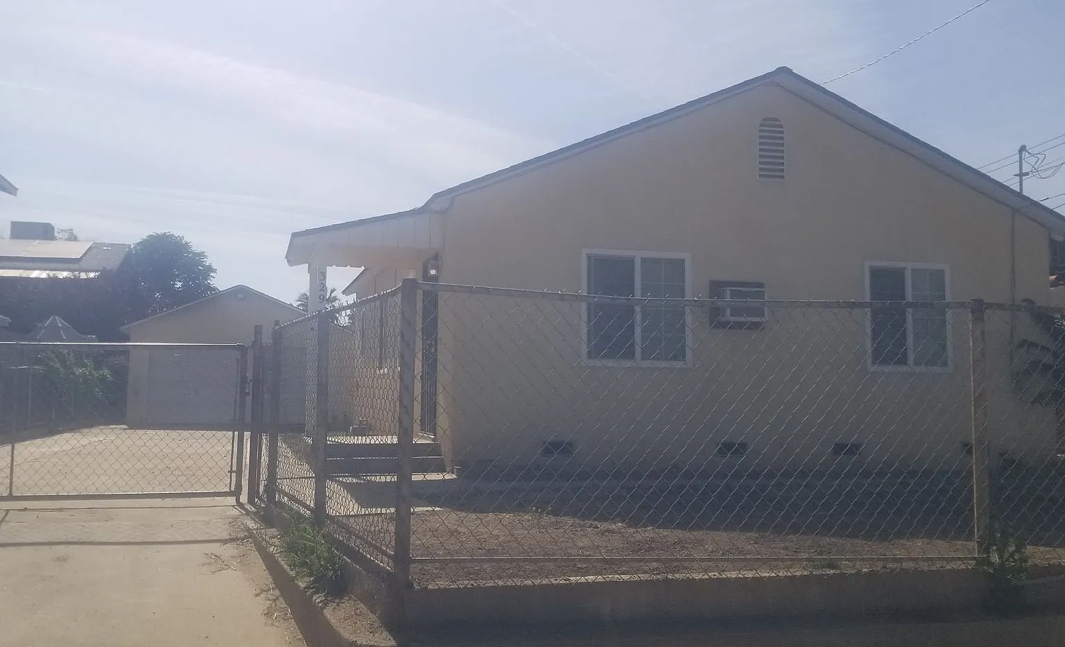 S. Oildale — Photo 1