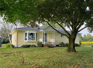 5605 Goodell Rd, Mantua, OH 44255