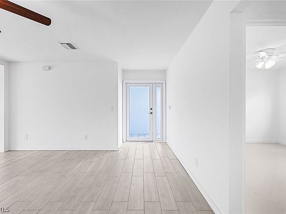 4th image of 12513 River Rd