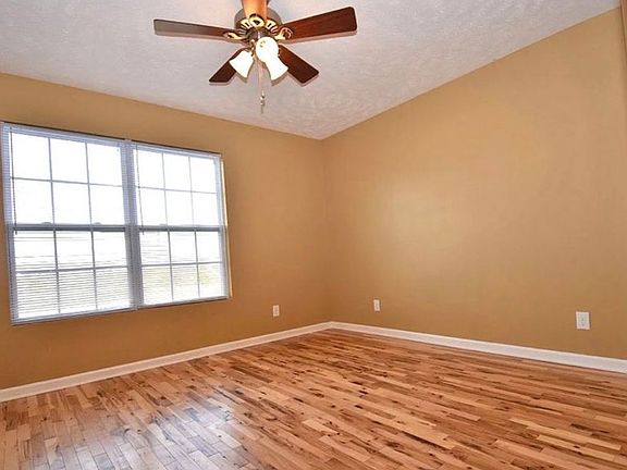 4th image of 531 Dill Ln APT A3