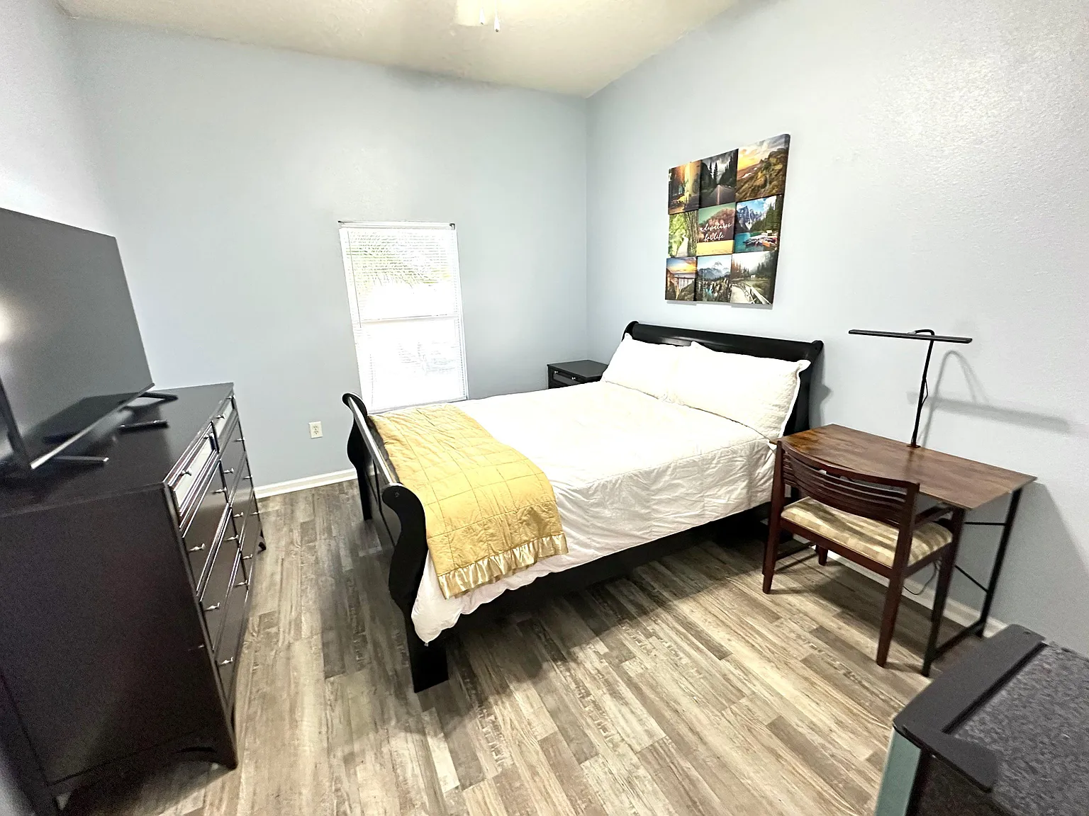 4 bed, 2.0 bath, 1155 sqft, $1,209 — Photo 2