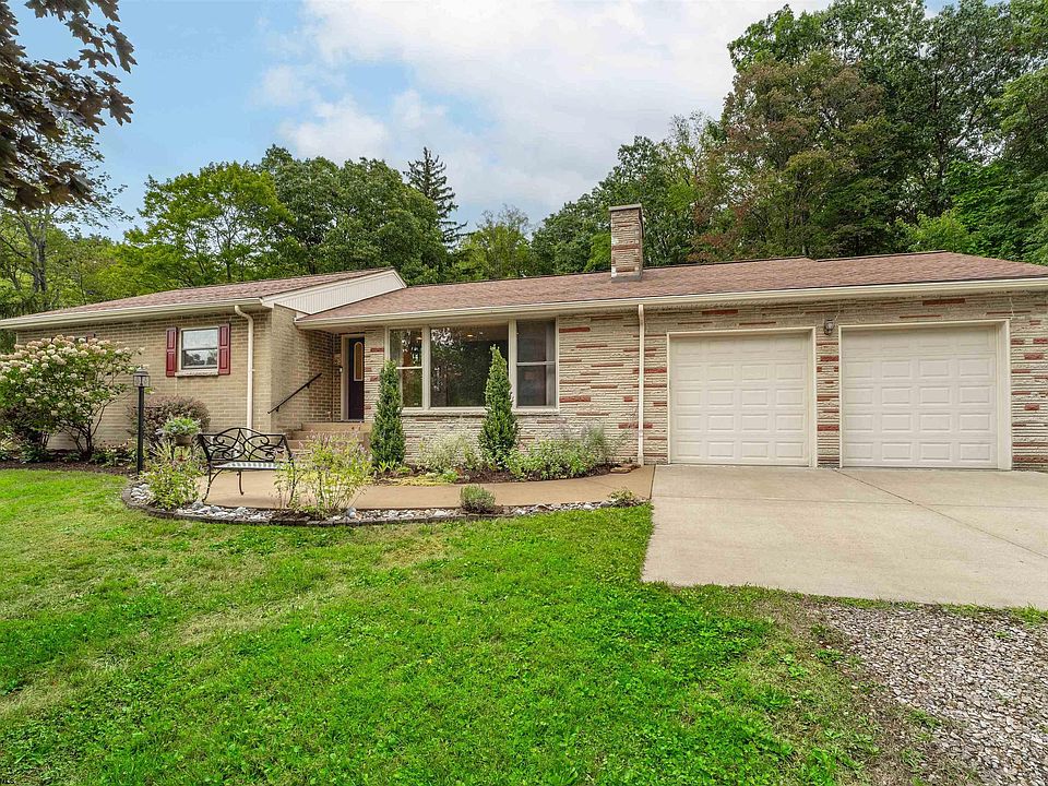 1st image of 28 Hilltop Ln