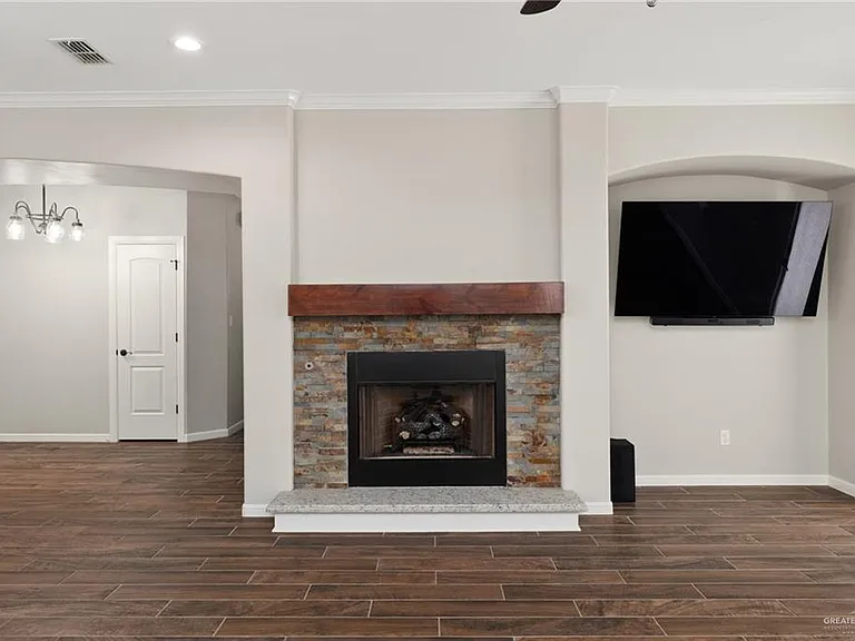 14220 Amistad Cir — Photo 8