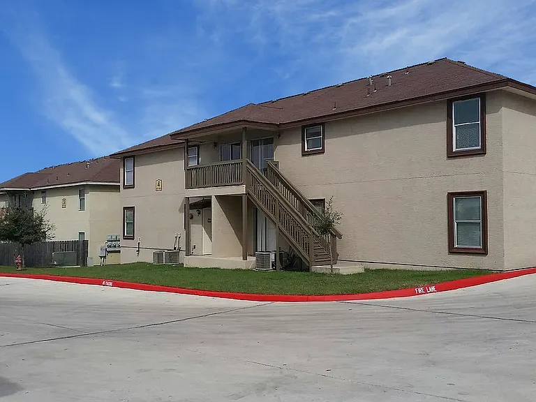 Spring Time Apartments — Photo 4
