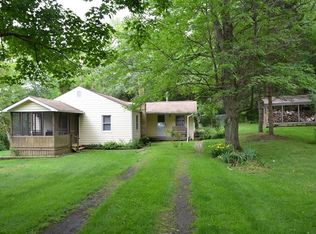265 Czar Rd, Ellwood City, PA 16117
