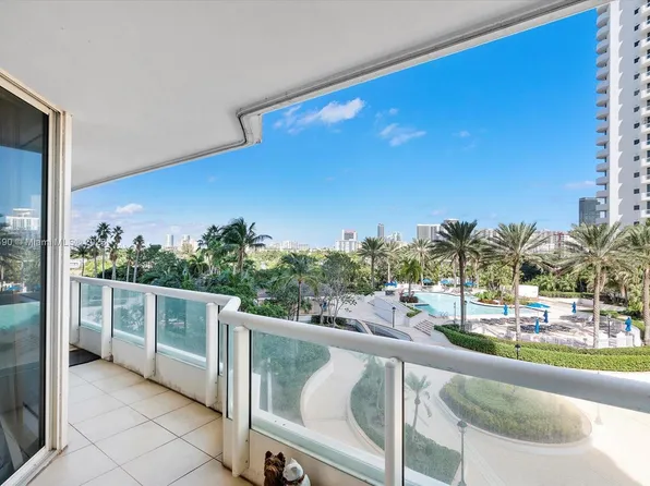 21205 Yacht Club Dr #701, Aventura, FL 33180
