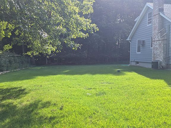 5th image of 362 Strawtown Rd