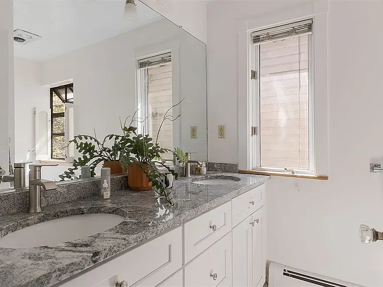 325 Western Ave #2 — Photo 11